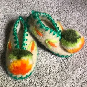 Greek wool embroidered Toddler Winter slippers Size US 7 (5.5”)
